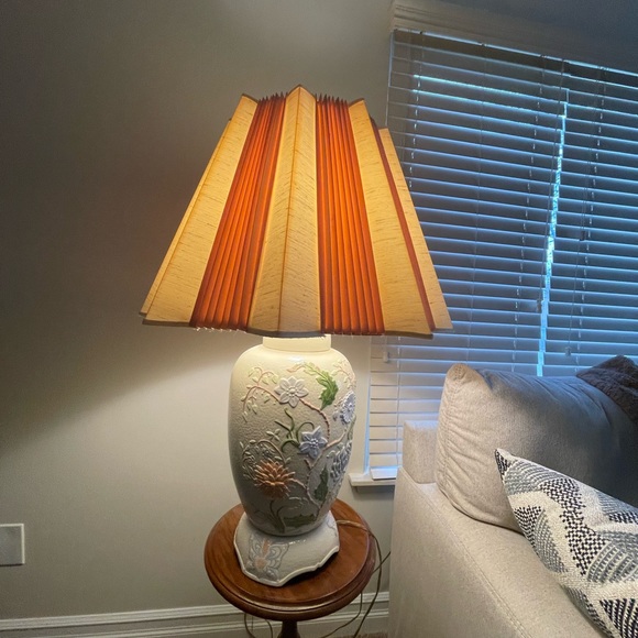 Jamaican Lamp Corp Accents Vintage Jamaican Lamp Corp Table Lamp